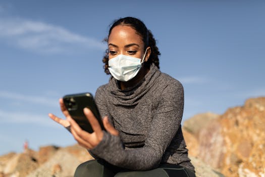 people using smartphones and looking stressed