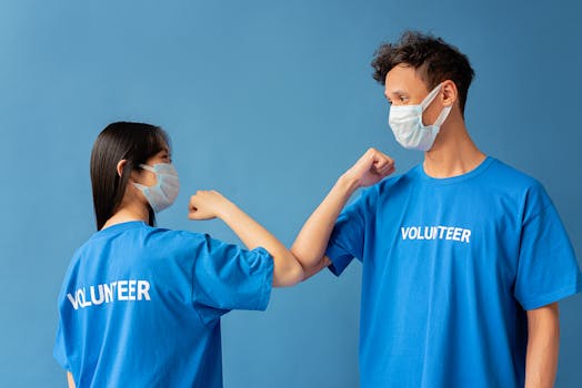 couple volunteering