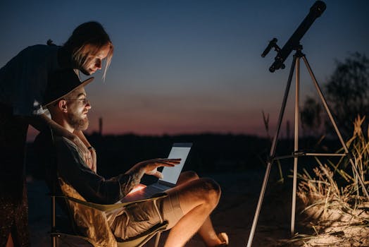 couple stargazing