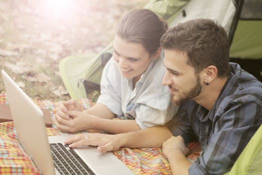 couple enjoying a digital detox at a park